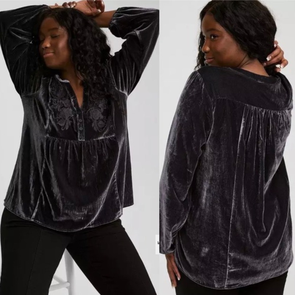 Torrid Gray Velvet Embroidered Babydoll Blouse Tunic Size 4X Boho Whimsigoth - Picture 2 of 8